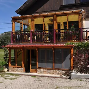 https://cabane-des-guernazelles.fr-provencehotel.com